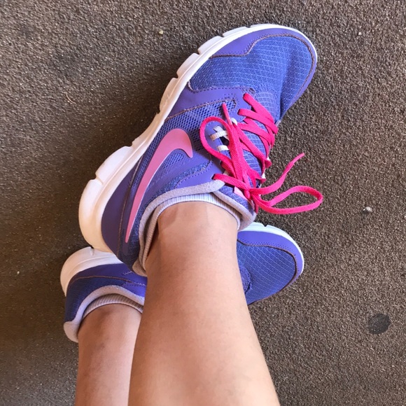 Nike running shoes - Picture 3 of 5